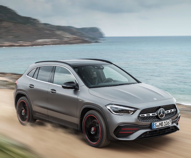 Nuova Mercedes GLA 2020-2021 prezzi prestazioni