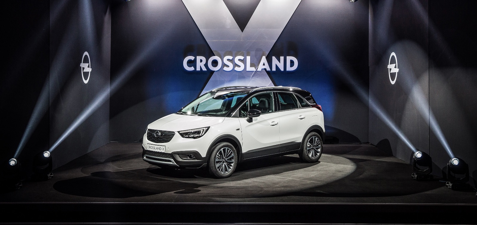 Opel CrosslandX 2017: i prezzi partono da 14.900 euro