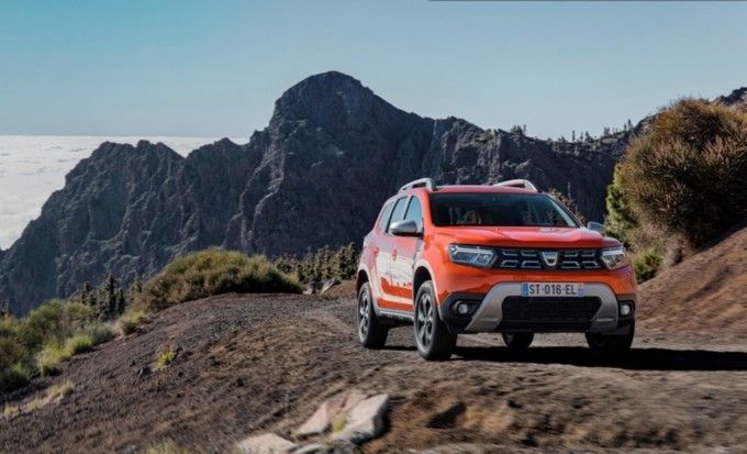 Dacia duster 2021 prezzi da 13 mila euro