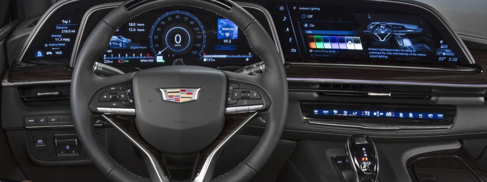 Cadillac Escalade 2021 quadro strumenti plancia