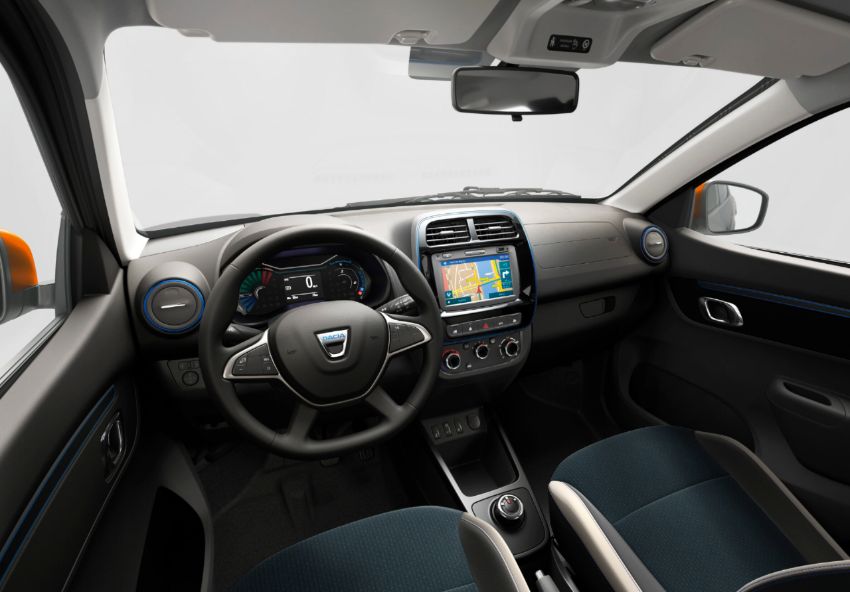 Dacia Spring elettrica interni