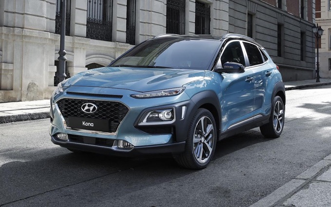 Hyundai Kona elettrica cambia l'autonomia