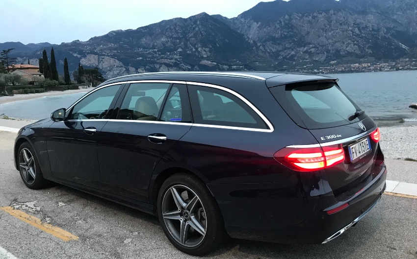Mercedes e 300 de plug in hybrid prezzo prestazioni consumi