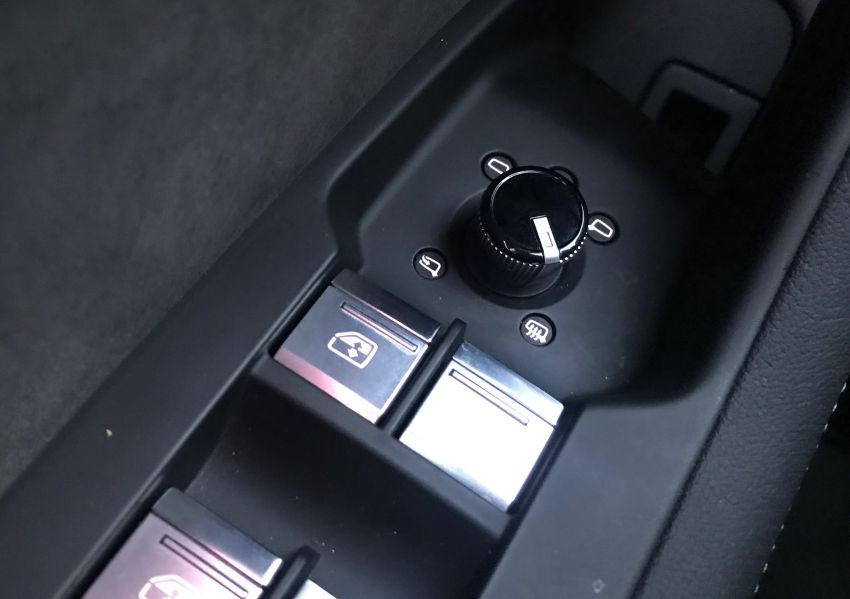 Audi: comando riscaldamento specchietti retrovisori esterni