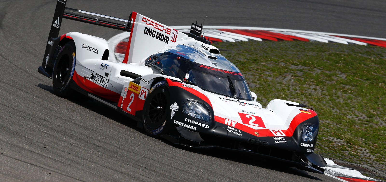 Porsche: dal 2019 correrà in Formula E.
