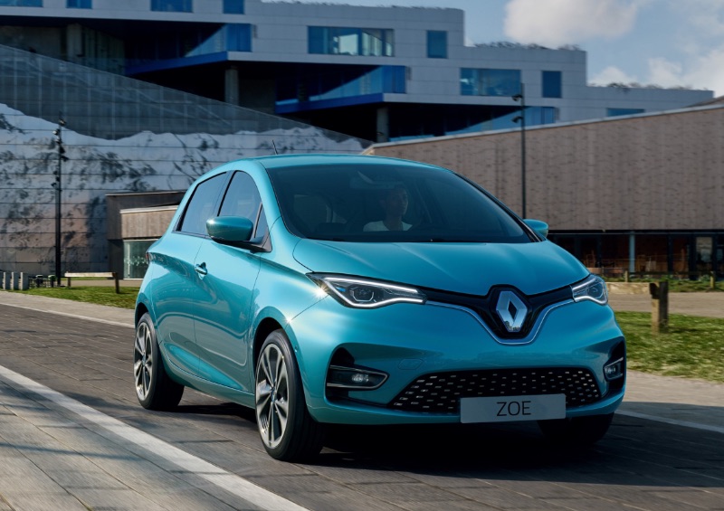 Renault zoe auto elettrica autonomia 390 km con batterie da 52 kwh