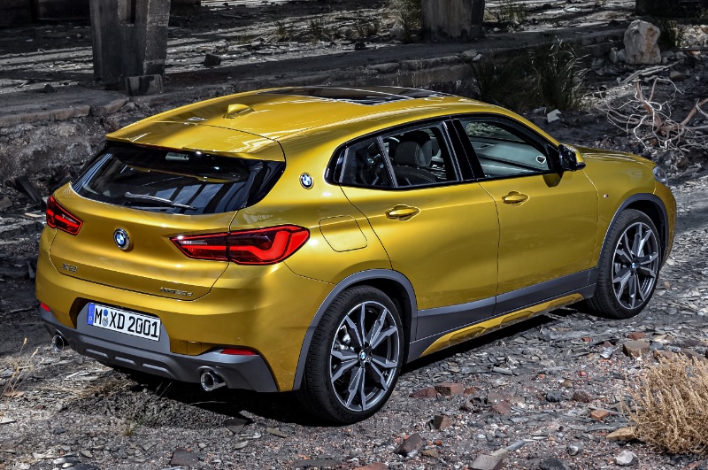 BMW X2: il listino prezzi parte da 44 mila euro.
