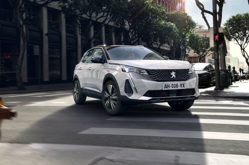 Peugeot 3008 nuovo modello 2020-2021