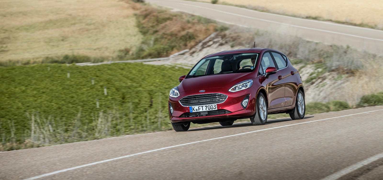 Ford Fiesta 2017: debutta la settima generazione nelle concessionarie. E' più grande ma soprattutto tanto più comoda. 