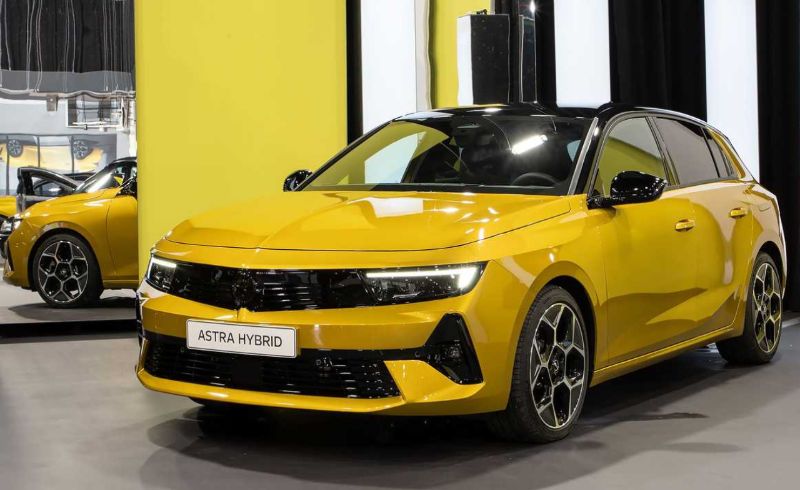 Opel Astra plug in hybrid 