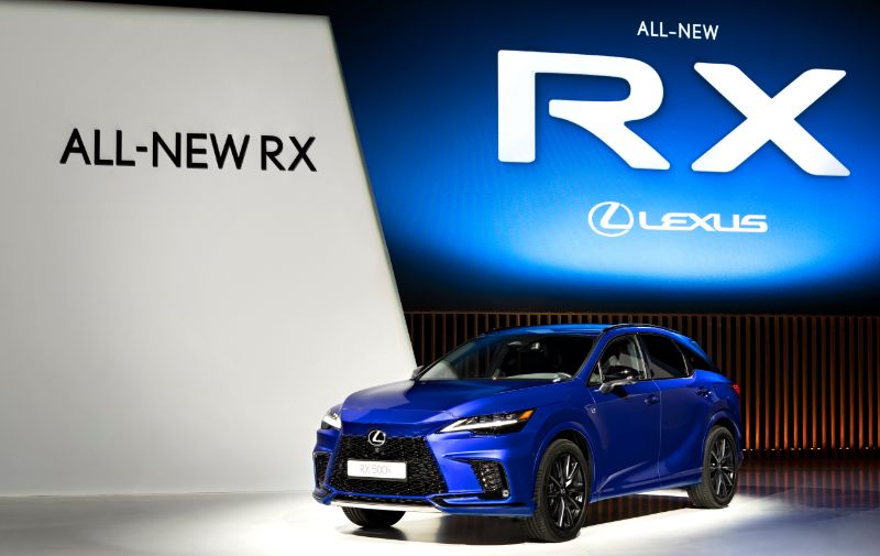 Lexus Rx new 2022 vista anteriore 